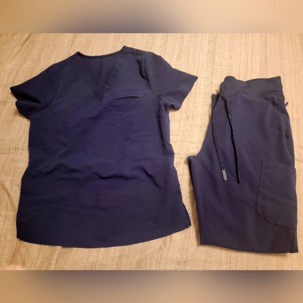 Mandala navy scrub set
